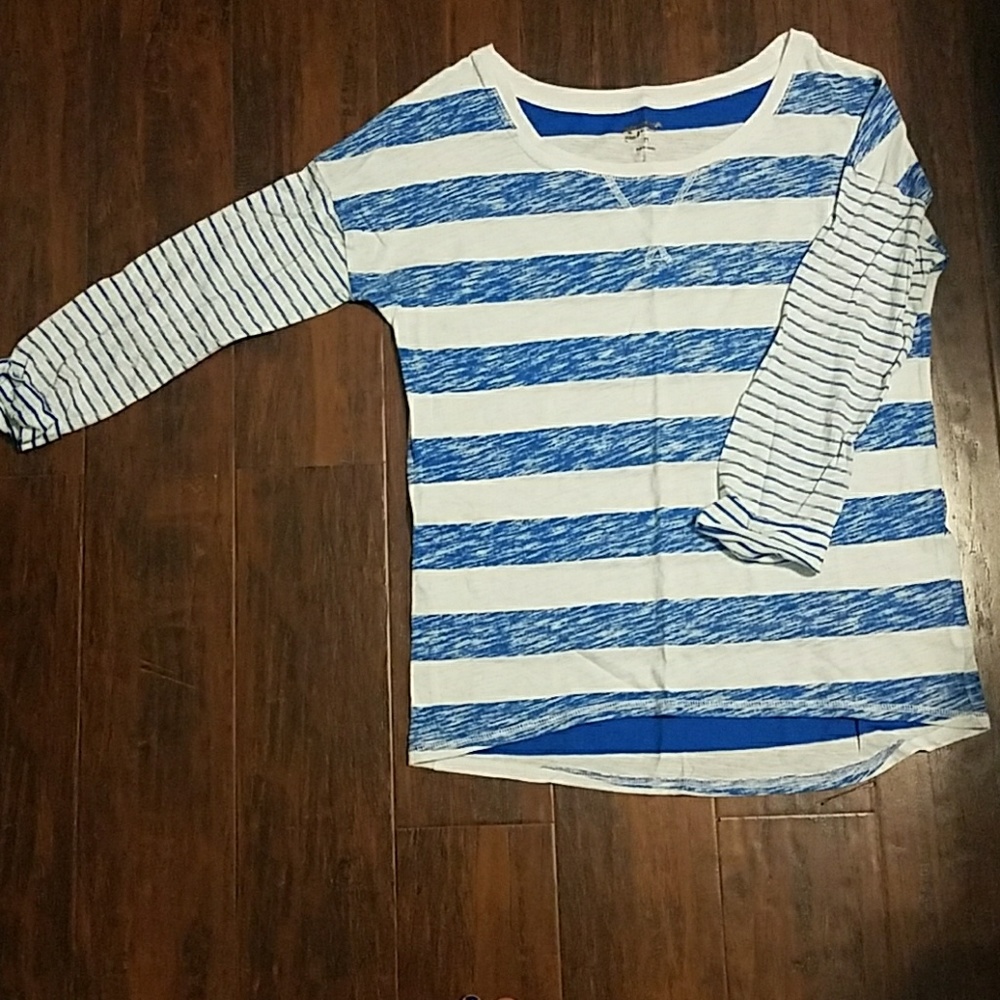 Cute strip shirt